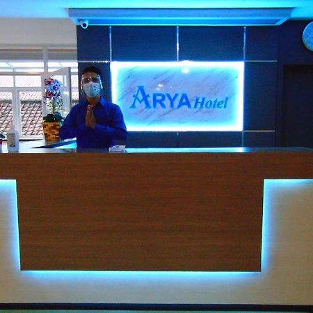 Arya Hotel Syariah Majalengka Bagian luar foto